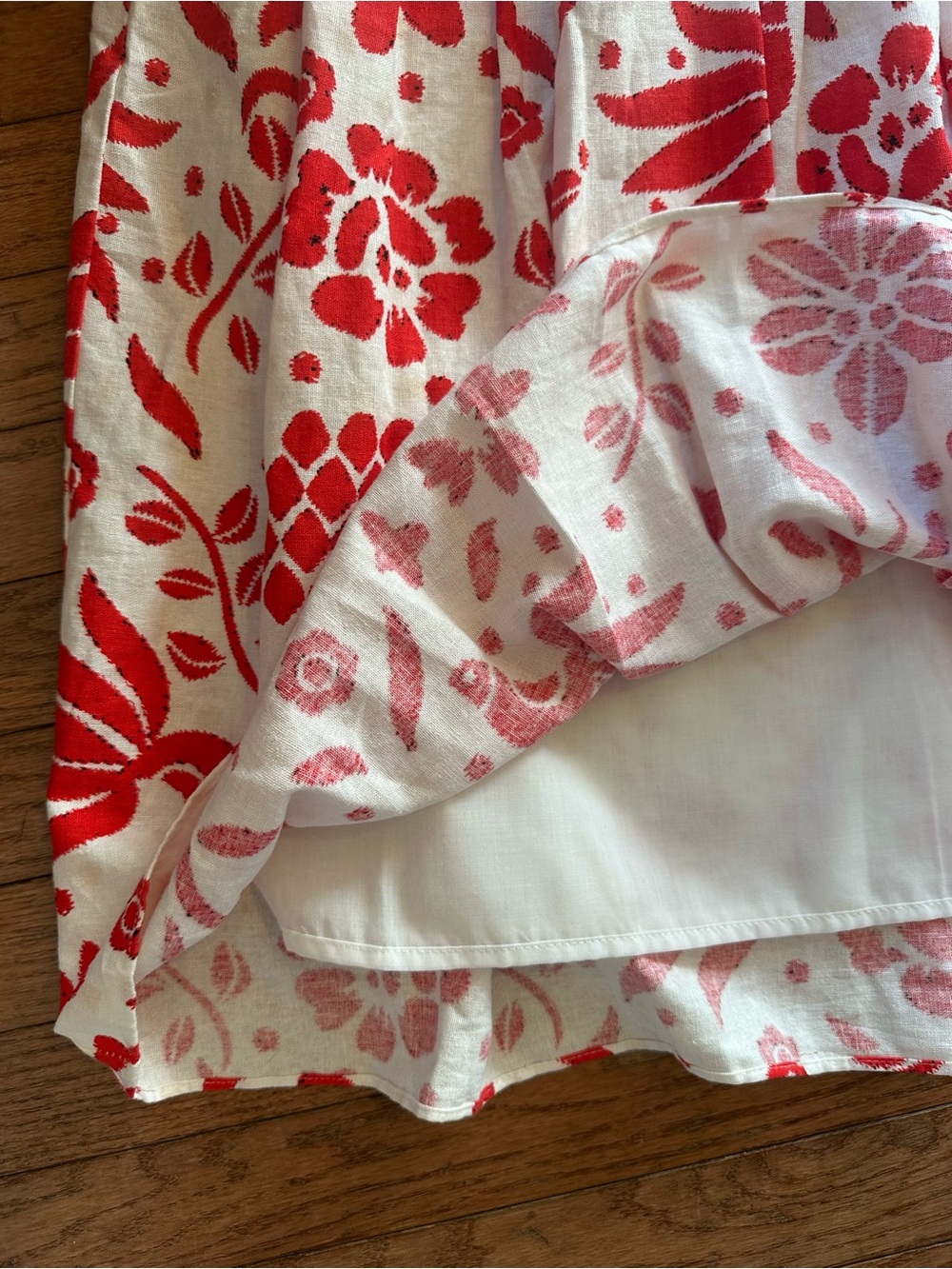 NEW Cupcakes & Cashmere Linen Tiered Maxi Skirt Crop Top Set White Red Floral XS - Picture 6 of 8